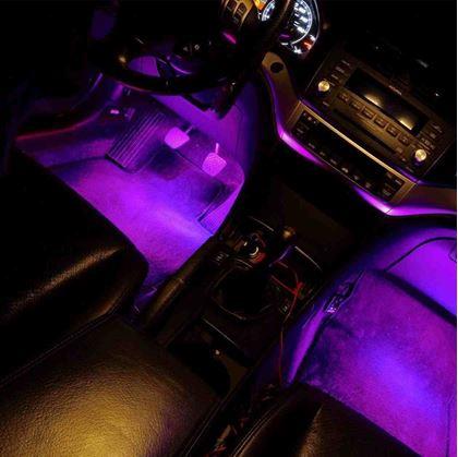 Ambientní osvětlení do auta