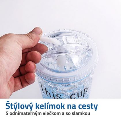 plastový kelímek s víčkem