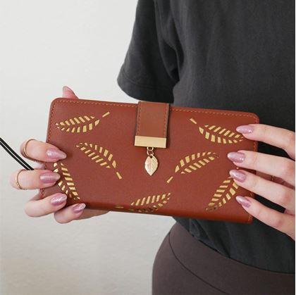 Obrázok z Dámska peňaženka s pierkom - hnedá