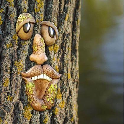 Dekorace na strom - veselý obličej