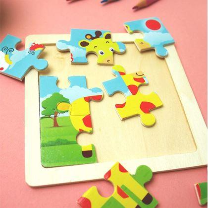 Obrázok z Drevené puzzle pre deti - žirafa