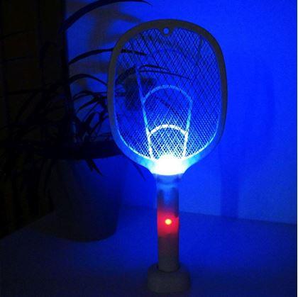 Obrázok z Elektrická plácačka na muchy s UV svetlom a USB nabíjaním