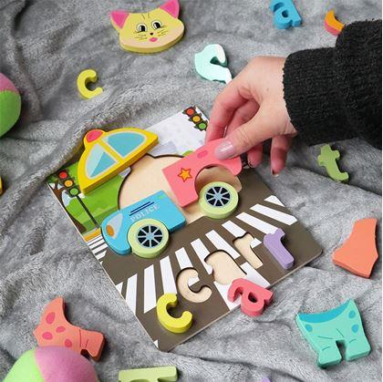 Obrázok z Anglické puzzle pre najmenších  -  autíčko