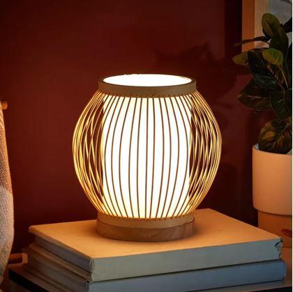 Obrázok z Bambusová stolná lampa s LED žiarovkou