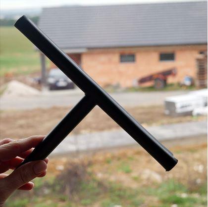 Obrázok z Stierka na sklo a okná s prísavkou