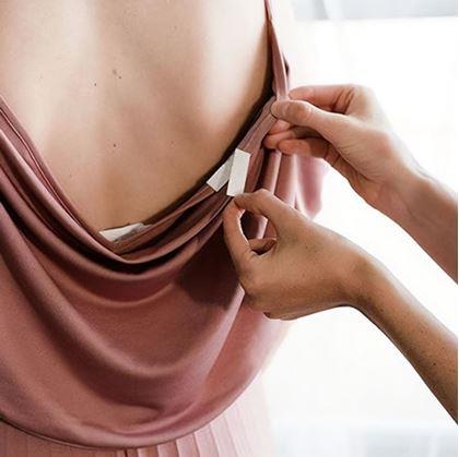 Obrázok z Obojstranná lepiaca módna páska na oblečenie a telo 36 ks