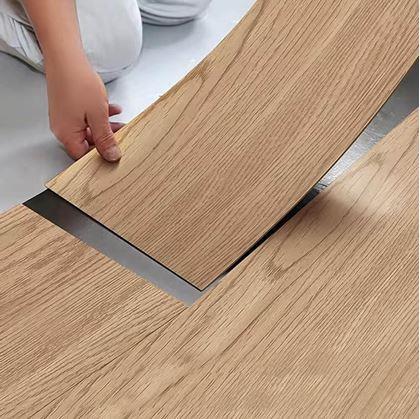 Obrázok z PVC samolepiaca drevená podlaha  -  dub svetlý