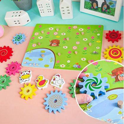 Obrázok z Drevená hračka so ozubenými kolieskami so zvieratkami