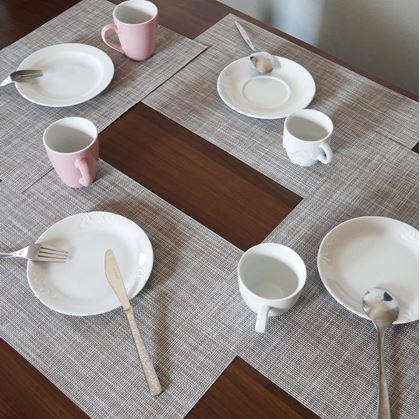 Obrázok z Farebné prestieranie na stôl -  krémové