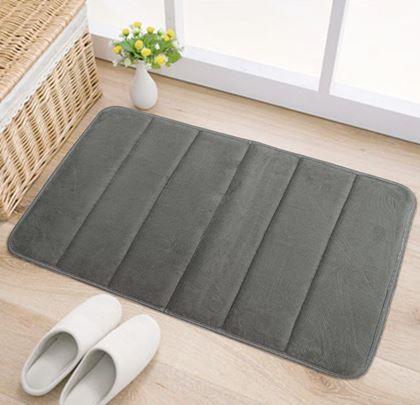 Obrázok z Protišmyková kúpeľňová predložka 40 x 60 cm - šedá
