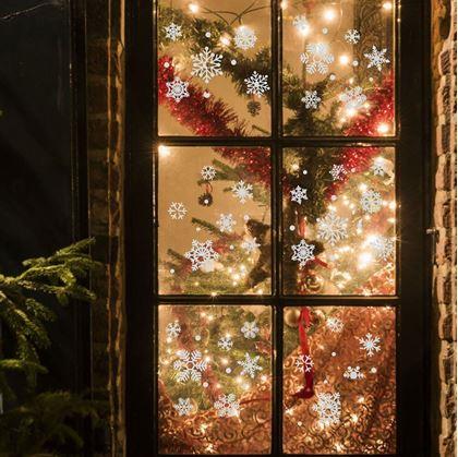 Obrázok z Nálepky na okno - snehové vločky 52 ks - strieborné