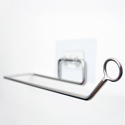 Obrázok z Nerezový nalepovací držiak na papierové utierky