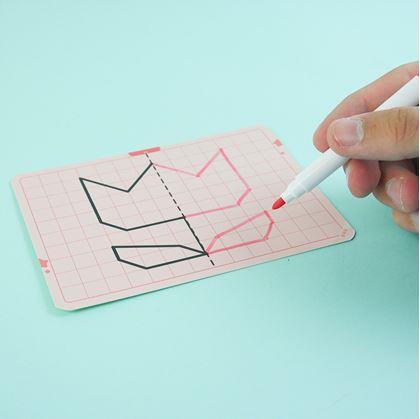 Obrázok z Sada obrázkov symetrické kreslenie - svet okolo nás