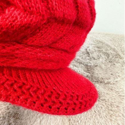 Obrázok z Zateplený baret s kožúškom - červený