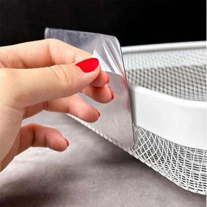 Obrázok z Kovová nalepovacia rohová polička