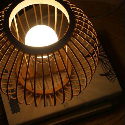 Obrázok z Bambusová stolová lampa s LED žiarovkou, teplá biela
