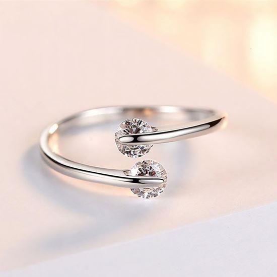 Obrázok z Nastaviteľný prstienok s kamienkami