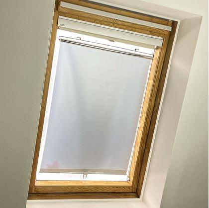 Obrázok z Rolovacia slnečná clona svetlá 50 x 125 cm