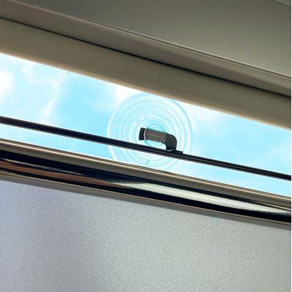 Obrázok z Rolovacia slnečná clona svetlá 50 x 125 cm