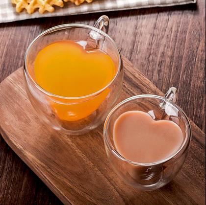 Obrázok z Sklenený hrnček s dvojitou stenou - srdiečko