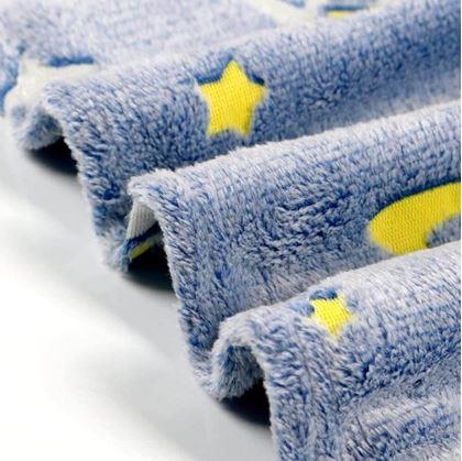 Obrázok z Svietiaca deka  -  vesmír