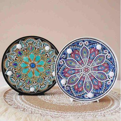 Obrázok z Diamantové maľovanie LED lampička mandala  -  modro fialová