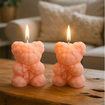 Obrázok z Darčeková sviečka medvedík z ruží  - ružový