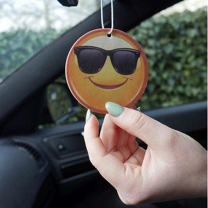 Obrázok z Vôňa do auta smajlík  -  kokos
