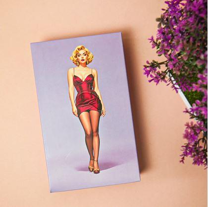 Obrázok z Papierové vreckovky v krabičke - dáma v šatách