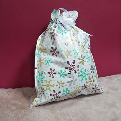 Obrázok z Vianočné darčekové baliace vrecko so šnúrkou - 51x39 cm - snehové vločky