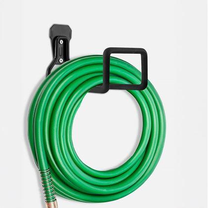 Obrázok z Nástenný držiak na záhradnú hadicu