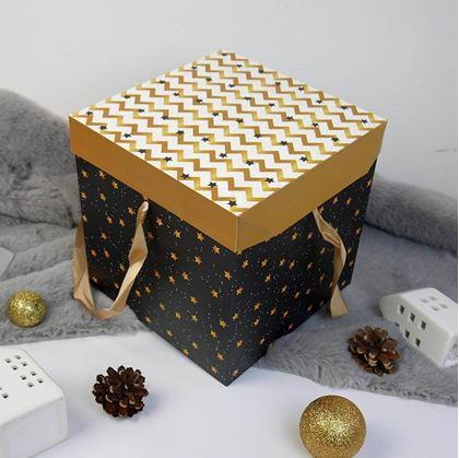 Obrázok z Darčeková krabička 22 cm  -  hviezdy