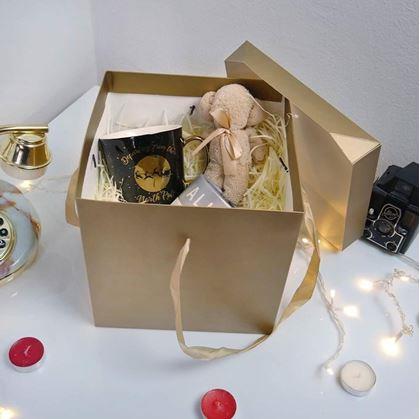 Obrázok z Darčeková krabička 22 cm  -  zlatá