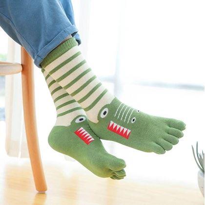 Obrázok z Detské prstové ponožky - veľ. 19-24 cm - krokodíl