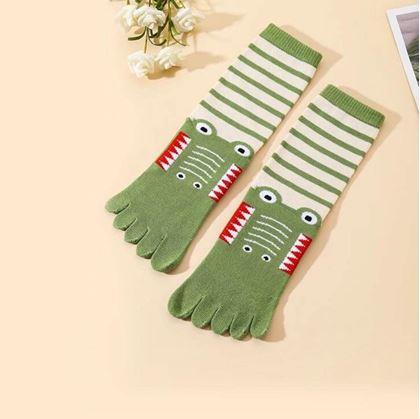 Obrázok z Detské prstové ponožky - veľ. 19-24 cm - krokodíl