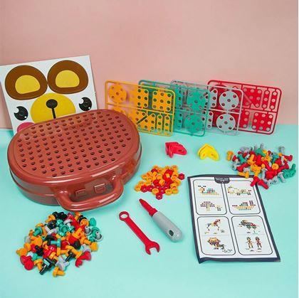 Obrázok z Skrutkovacie stavebnice pre deti