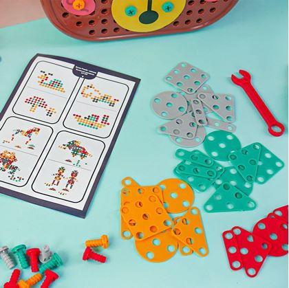 Obrázok z Skrutkovacie stavebnice pre deti