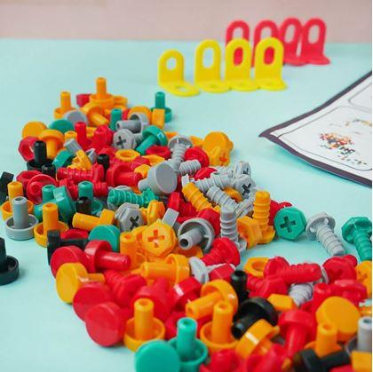 Obrázok z Skrutkovacie stavebnice pre deti