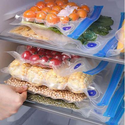 Obrázok z Sada na vákuovanie potravín - pumpička + 10 vreciek