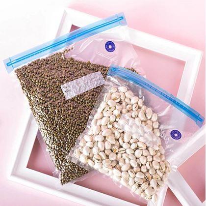 Obrázok z Sada na vákuovanie potravín - pumpička + 10 vreciek