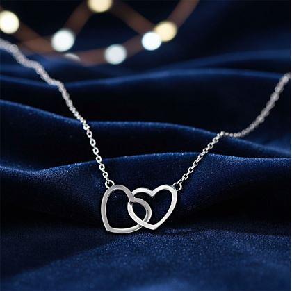 Obrázok z Retiazka - prepojené srdcia