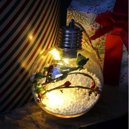 Obrázok z Vianočná LED svietiaca guľa na stromček -  girlanda