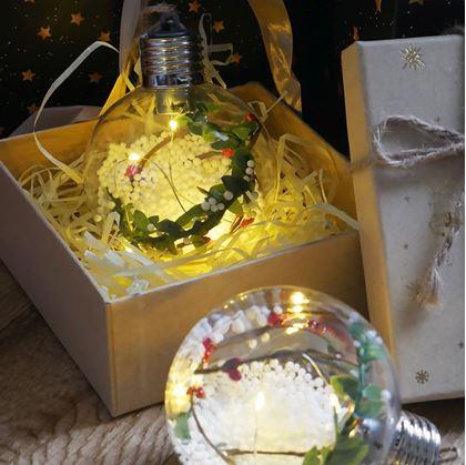 Obrázok z Vianočná LED svietiaca guľa na stromček -  girlanda