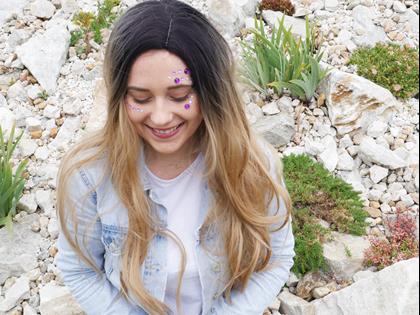 Obrázok z Nalepovacie kamienky na tvár  -  fialové