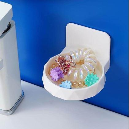 Obrázok z Nalepovacia polička na šperky