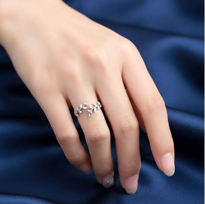 Obrázok z Elegantný prstienok s nastaviteľnou veľkosťou