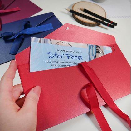 Obrázok z Darčeková obálka so stužkou -  červená