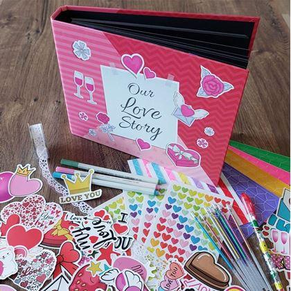 Obrázok z Zážitkový denník/fotoalbum pre páry + kreatívna sada samolepiek