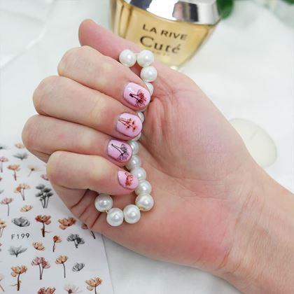 Obrázok z Sada samolepiek na nechty - 79 ks lúčne kvety