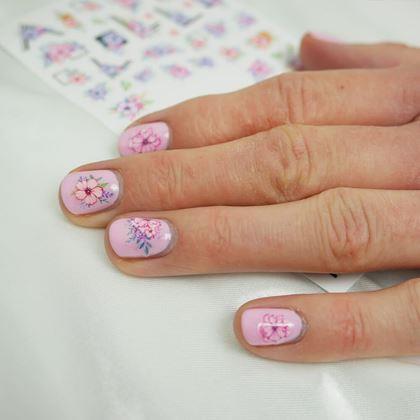 Obrázok z Sada samolepiek na nechty - 71 ks kvety